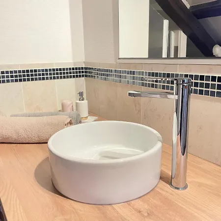 Le Duplex Cosy - Gare & Cite Gastronomique דירה